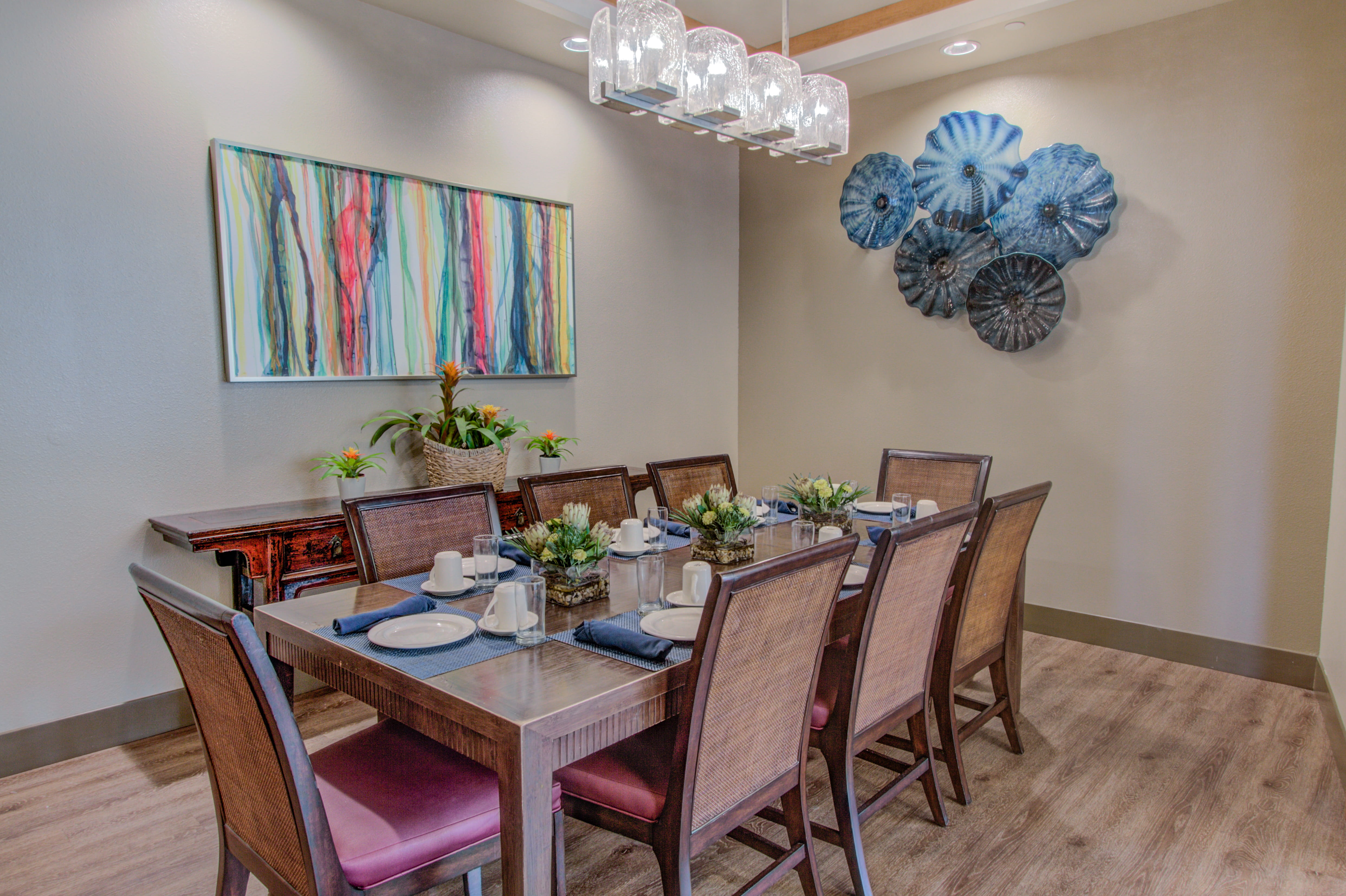 Elegant private dining room for special events at The Plaza at Waikiki.
